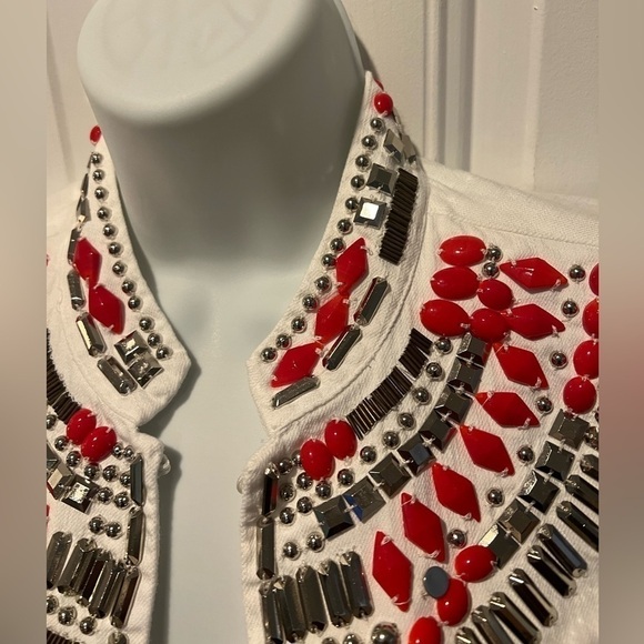 CHICO'S White Jean Studded Jacket NWT- SIZE 1/M - Picture 7 of 8